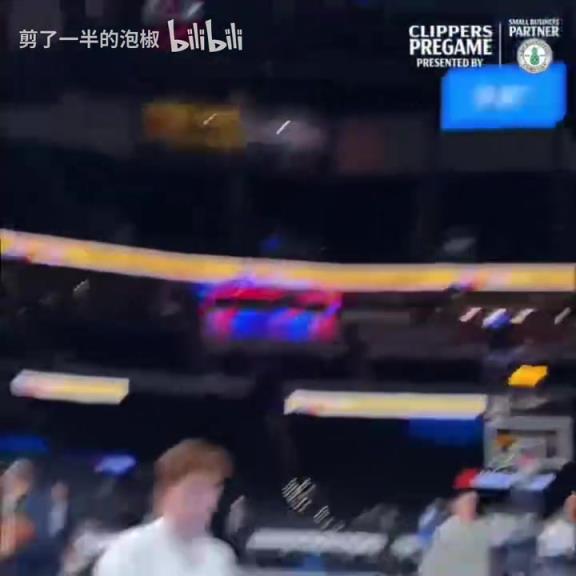 寶藏球員！你覺得小瓊斯能延續(xù)去年季后賽的亮眼表現(xiàn)嗎？